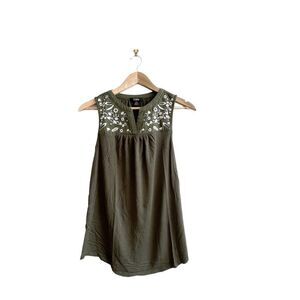 Dalia Tank Top Embroidered Green Floral Pattern Gathered Sleeveless Women's S